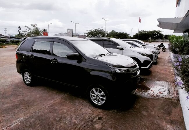 10 Rental Mobil Ketapang Kalimantan Barat, Harga Murah 450K