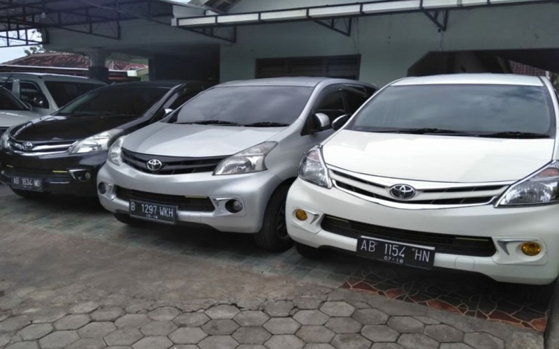 rental mobil genteng