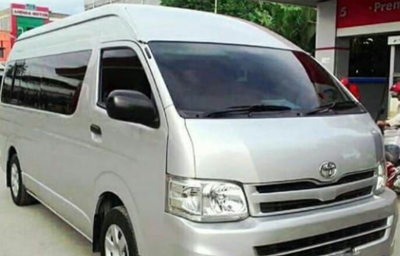 rental mobil waru