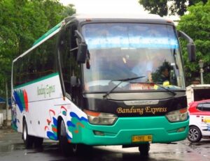 Jelajah Jawa Barat: Panduan Lengkap Naik Sleeper Bus Jogja-Bandung