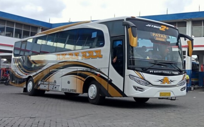 Menjelajah Jalur Jember-Malang: Panduan Lengkap Jadwal Bus dan Tips Perjalanan