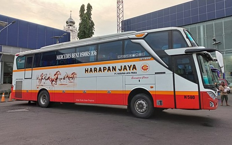 bus surabaya palembang