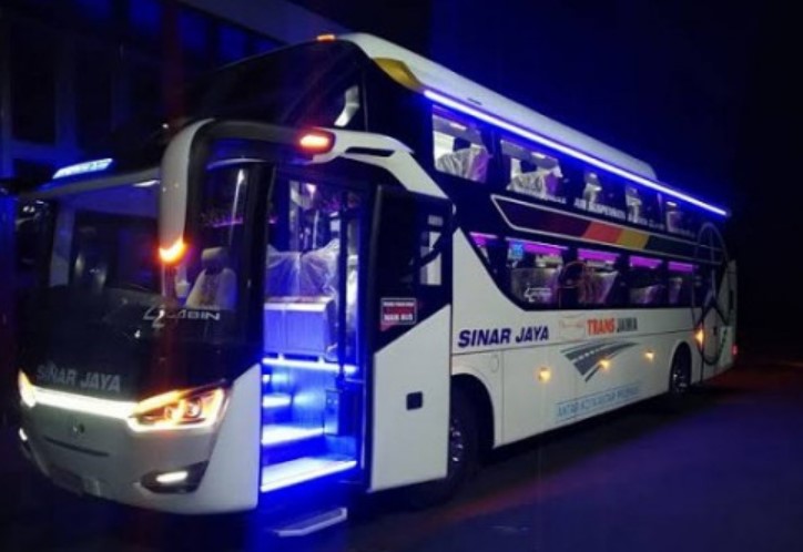 sleeper bus Jakarta Palembang