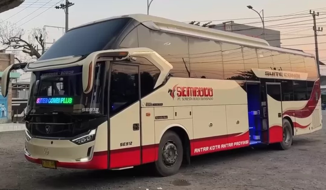 sleeper bus jakarta padang
